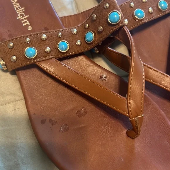 Sandals - Picture 2 of 4